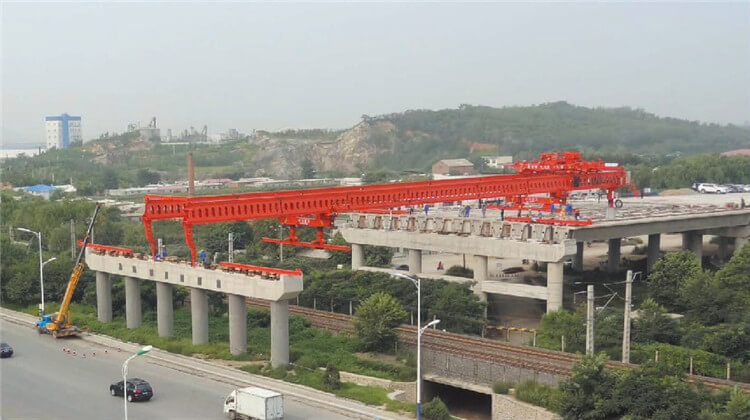 高速公路架桥机