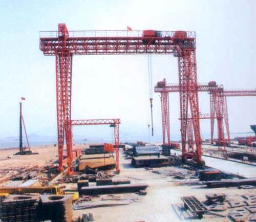 QME100T+80T/10T-32M/20M造船龙门吊用于浙江奉化船厂