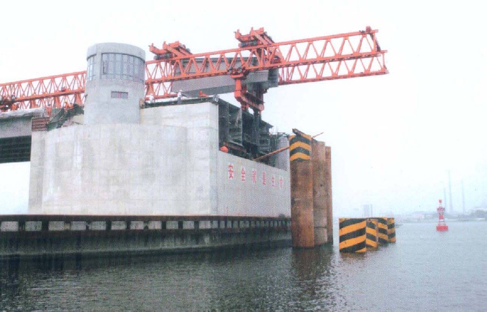 JQG180T-50m架桥机天津塘沽开启大桥